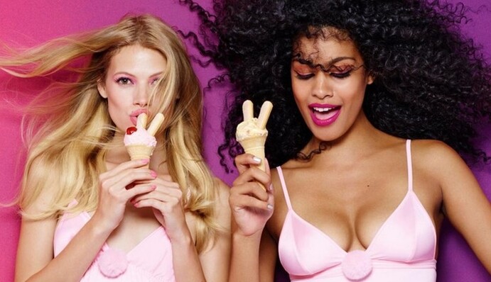 По мотивам обложек журнала: Playboy впервые создал коллекцию нижнего белья