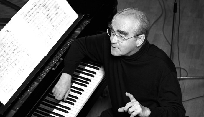 Умер легендарный французский композитор