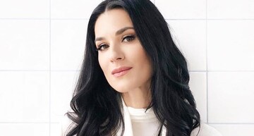 В блузке за 9 тысяч гривен: Ефросинина похвасталась стильным образом на съемках нового шоу