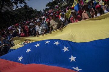Переворот в Венесуэле: есть два выхода, но Путин не поможет