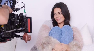 Известная супермодель полностью разделась для Vogue