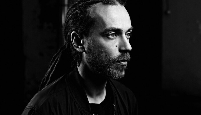 В Москве прощаются с рэпером Децлом: онлайн-трансляция и первые фото