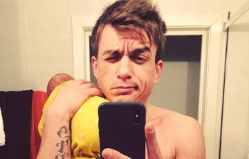 Маленький комочек: муж Тодоренко умилил поклонников фото с новорожденным сыном