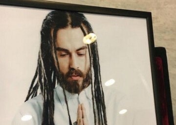 Появились новые фото прощания с Децлом