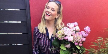 Выпила лишнего: Риз Уизерспун упала с лестницы на дне рождения Дженнифер Энистон