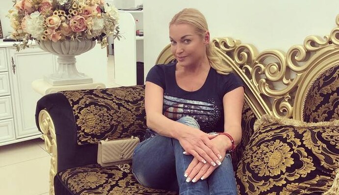 Скандальную российскую балерину Волочкову ограбили на 100 миллионов