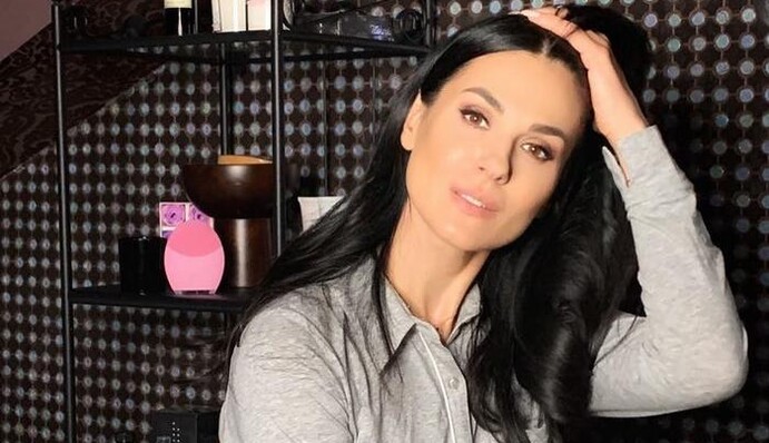 Потеряла сознание от шока: известная украинская телеведущая рассказала о сложных родах