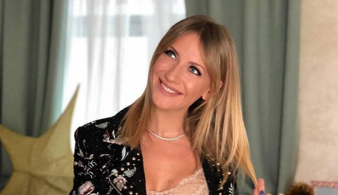 Кто подарил? Леся Никитюк озадачила поклонников кольцом на безымянном пальце