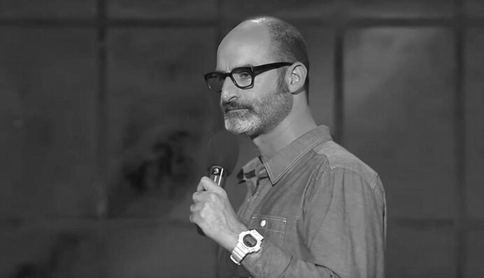 В США неожиданно умер известный комик