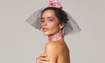 Известная актриса пришла на афтепати Оскара в прозрачном золотом бюстгальтере