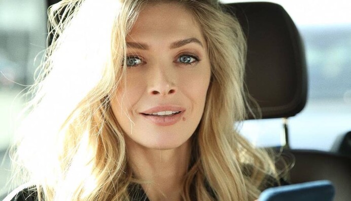 Болезненная худоба: Вера Брежнева в пикантном наряде озадачила поклонников