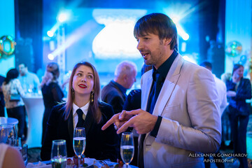 Украинские знаменитости отпраздновали 100-ый выпуск программы 