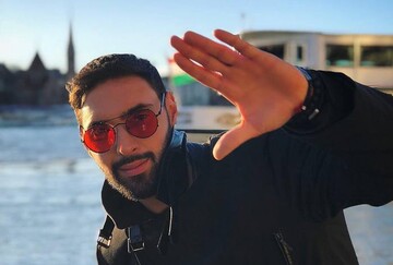 Козловский поздравил бывшую неприличным фото