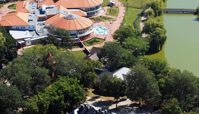 Термальные воды и дикие животные: что можно посмотреть, не уезжая далеко от Украины