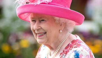 Медики объяснили, почему Елизавета II появилась с 