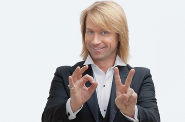 Фанатки ревнуют: Олег Винник показал свою принцессу