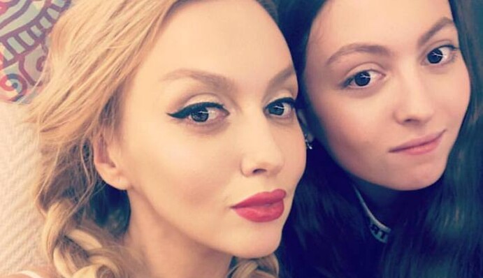 Распирает гордость: Полякова трогательно поздравила дочь с днем рождения