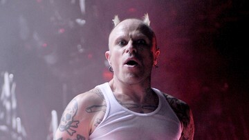 Не смог без жены: стали известны подробности самоубийства вокалиста The Prodigy