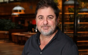 Цекало женился на молодой актрисе в США