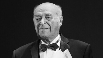 Гроб с телом Владимира Этуша провели на кладбище аплодисментами: появилось видео