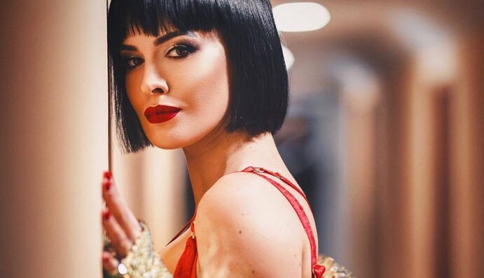 Нет слов: Астафьева показала формы в откровенном наряде