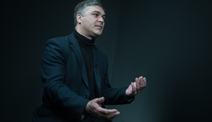 Заложники образа жертвы, или почему украинцы готовы голосовать за диктаторов