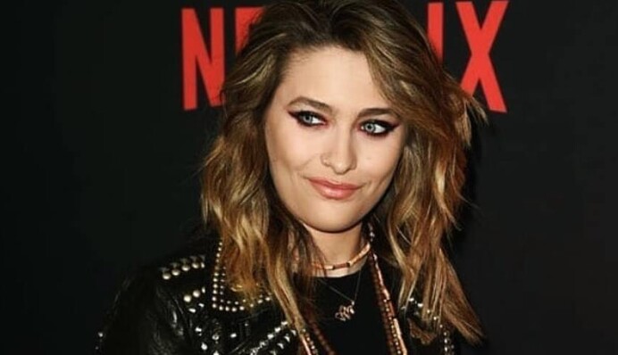 Дочь Майкла Джексона вышла в свет с бойфрендом после попытки суицида