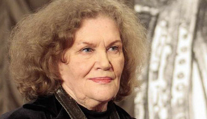 В шаге от юбилея: украинцы делятся поздравлениями с днем рождения Лины Костенко