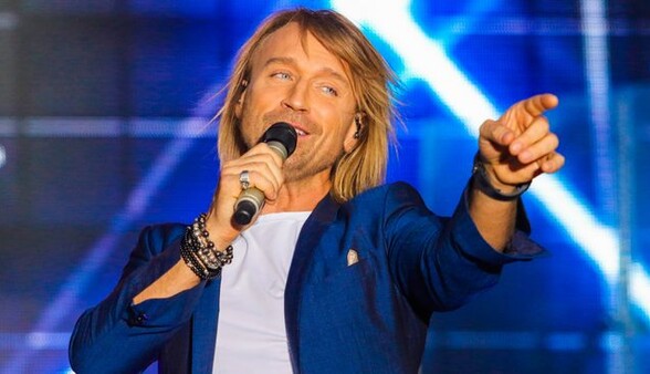 Материлась и лезла на сцену: поклонницу Винника наказали за попытку сорвать концерт