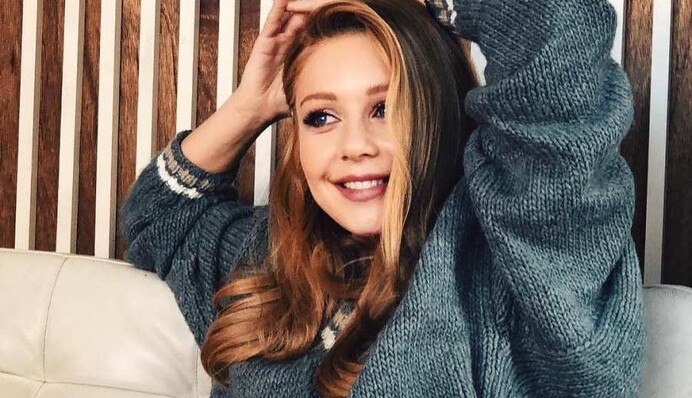 ​Тина Кароль в стильных нарядах покоряет Нью-Йорк