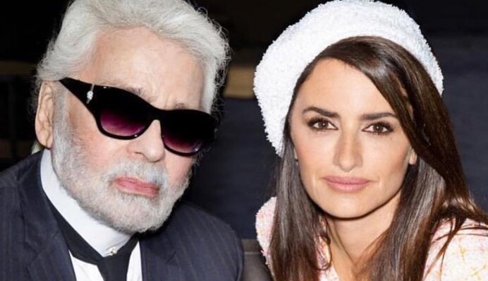 Пенелопа Крус в знаковом костюме от Карла Лагерфельда снялась для Vogue