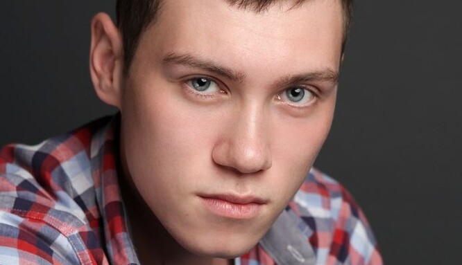 В России жестоко избили актера сериала 