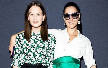 Как сестрички: Ефросинина показала фото со взрослой дочкой