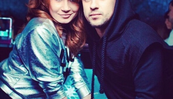 MONATIK с женой и MARUV в постели: топ звездных фото недели