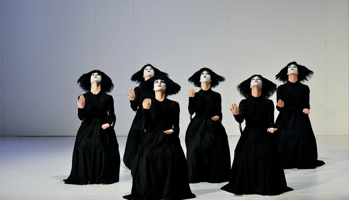 День театра и именины Михаила: какой праздник 27 марта