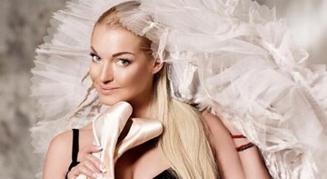 Британский таблоид раскритиковал Волочкову за неумелый фотошоп