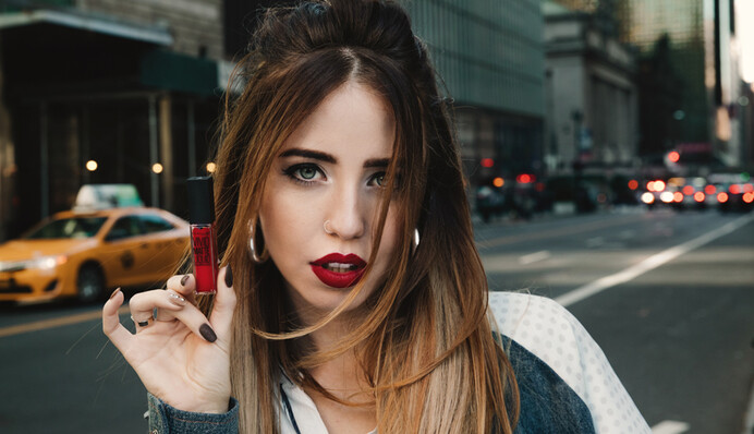 Икона моды: Дорофеева восхитила стильным образом