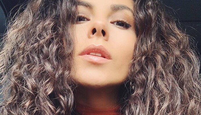 Каменских заинтриговала поклонников сексуальным видео