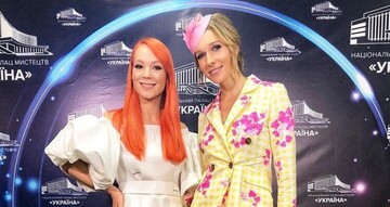 В модных шортах за 10 тысяч гривен: Катя Осадчая похвасталась ярким образом