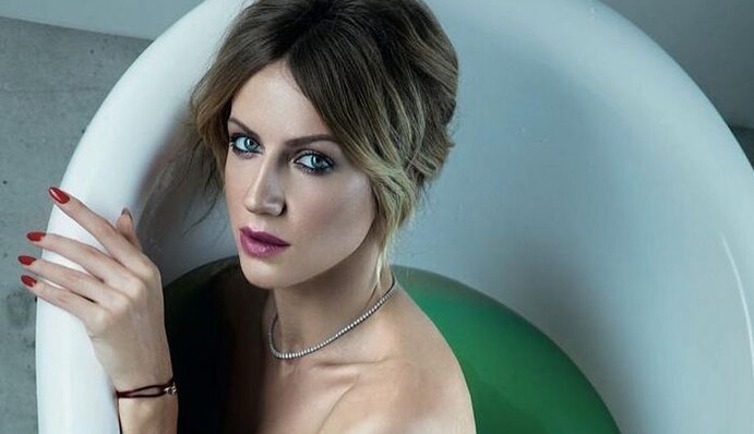 Венера из пены: голая Леся Никитюк показала фото из ванной