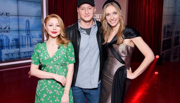 Добавило десяток лет: Тина Кароль нарвалась на критику из-за платья