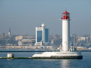 День памяти Преподобного Илариона и День освобождения Одессы: какой праздник 10 апреля