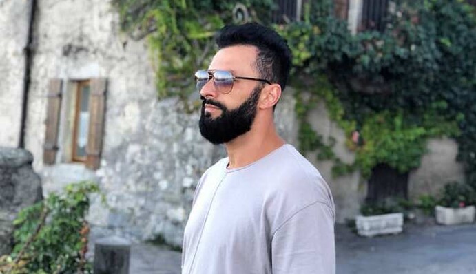 Известный украинский певец попал в ДТП: фото с места аварии