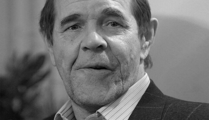 Рядом с Крачковской: в Москве похоронили актера Булдакова