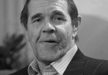 Рядом с Крачковской: в Москве похоронили актера Булдакова