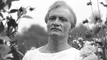 Данелию похоронили рядом с Табаковым и Говорухиным