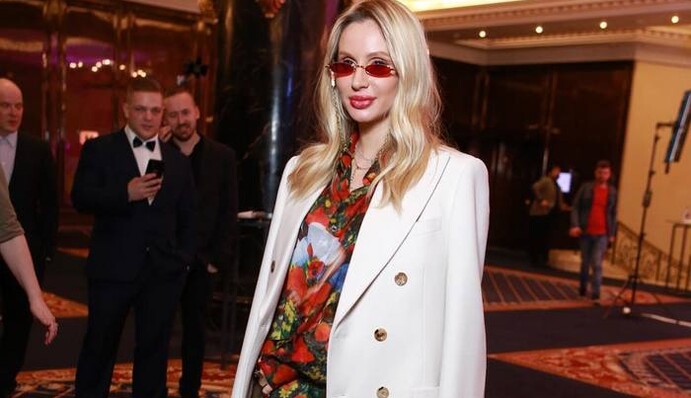 Лобода развлеклась в Москве с популярным российским певцом