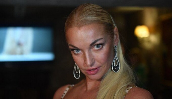 Скандальная балерина разгневала сети своим советом бедным россиянам: видео