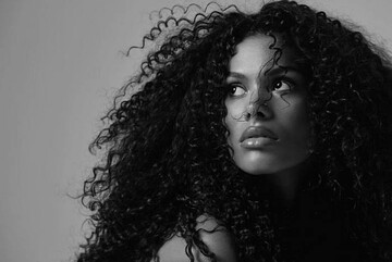 Молодая жена Венсана Касселя снялась голой на последних месяцах беременности