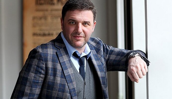 Виторган похвастался фото с эффектной блондинкой